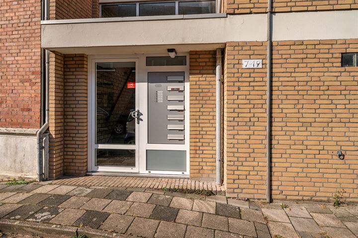 Bekijk foto 3 van Herungerstraat 17