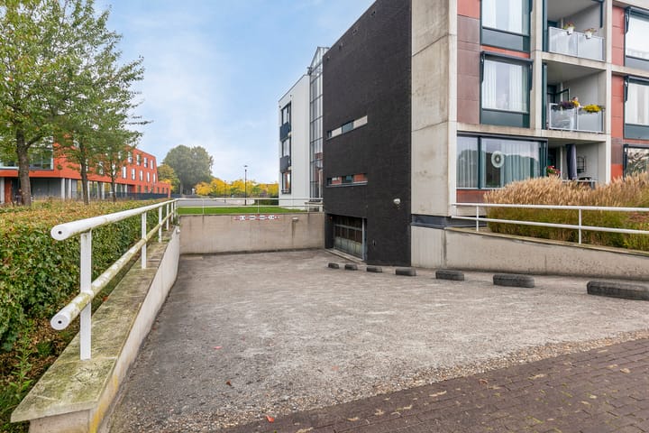 Foto 28 van Kamilleplein 43