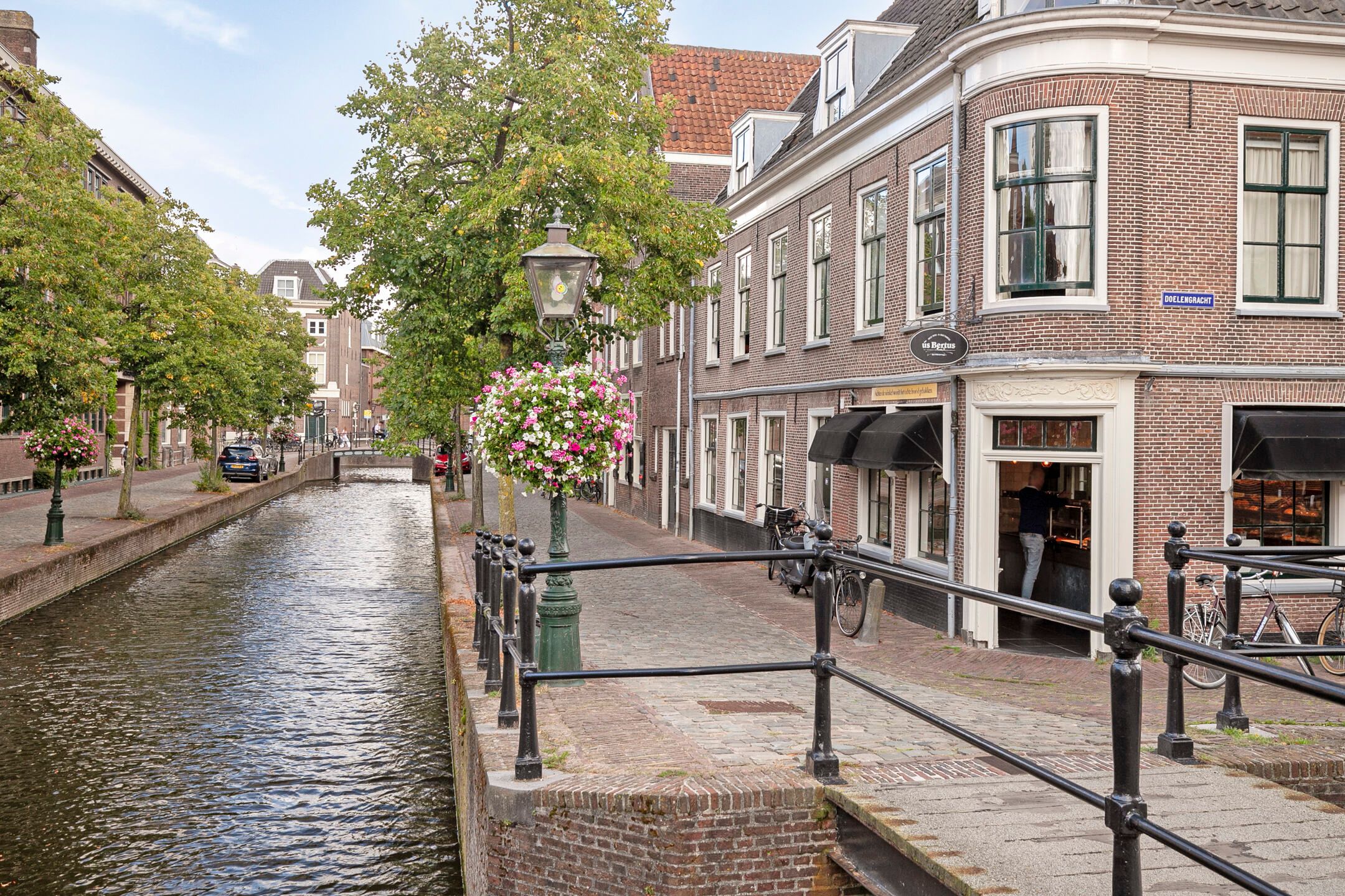 Foto 30 van Groenhazengracht 2