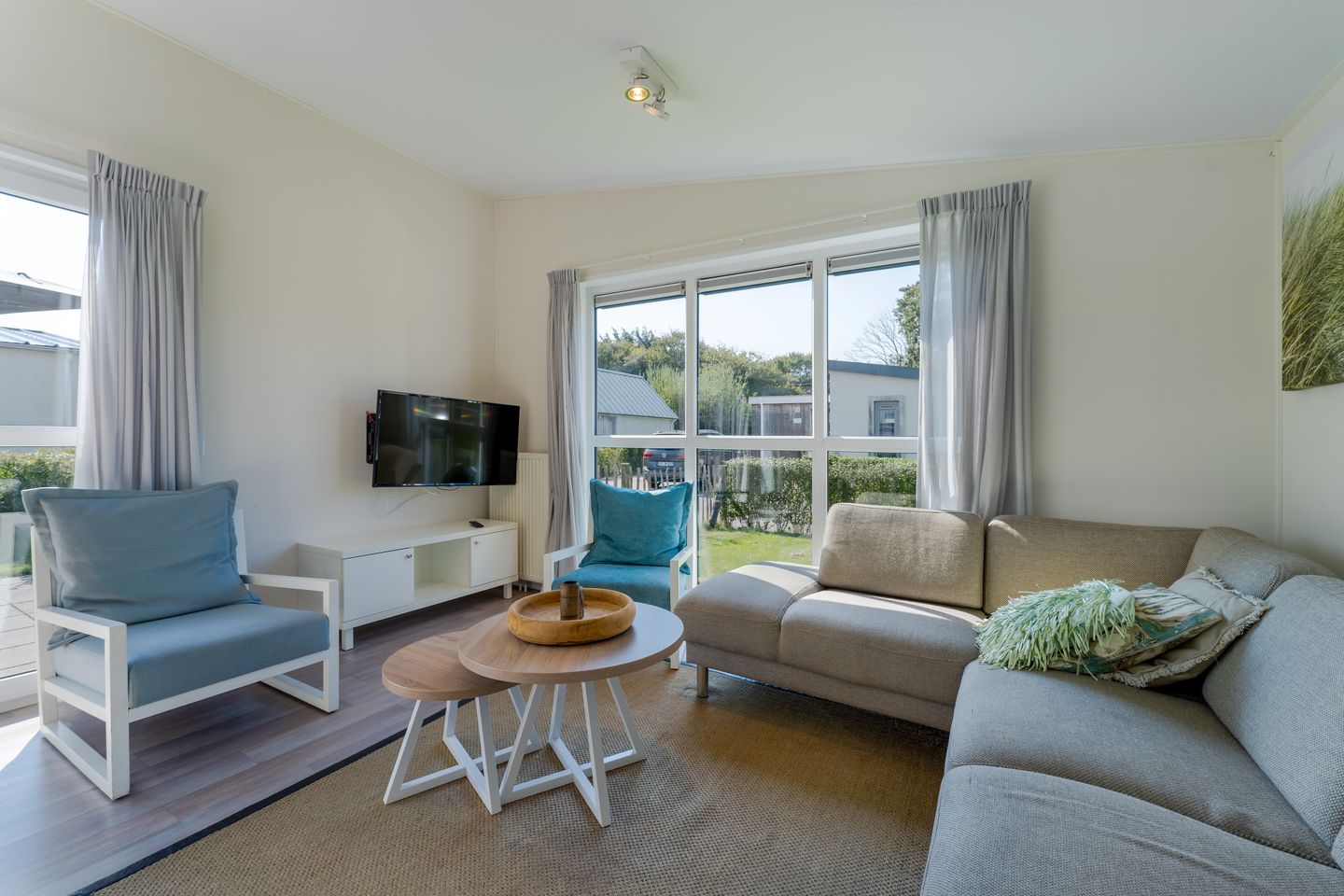 Photo 4 of Zeedijk 24-250