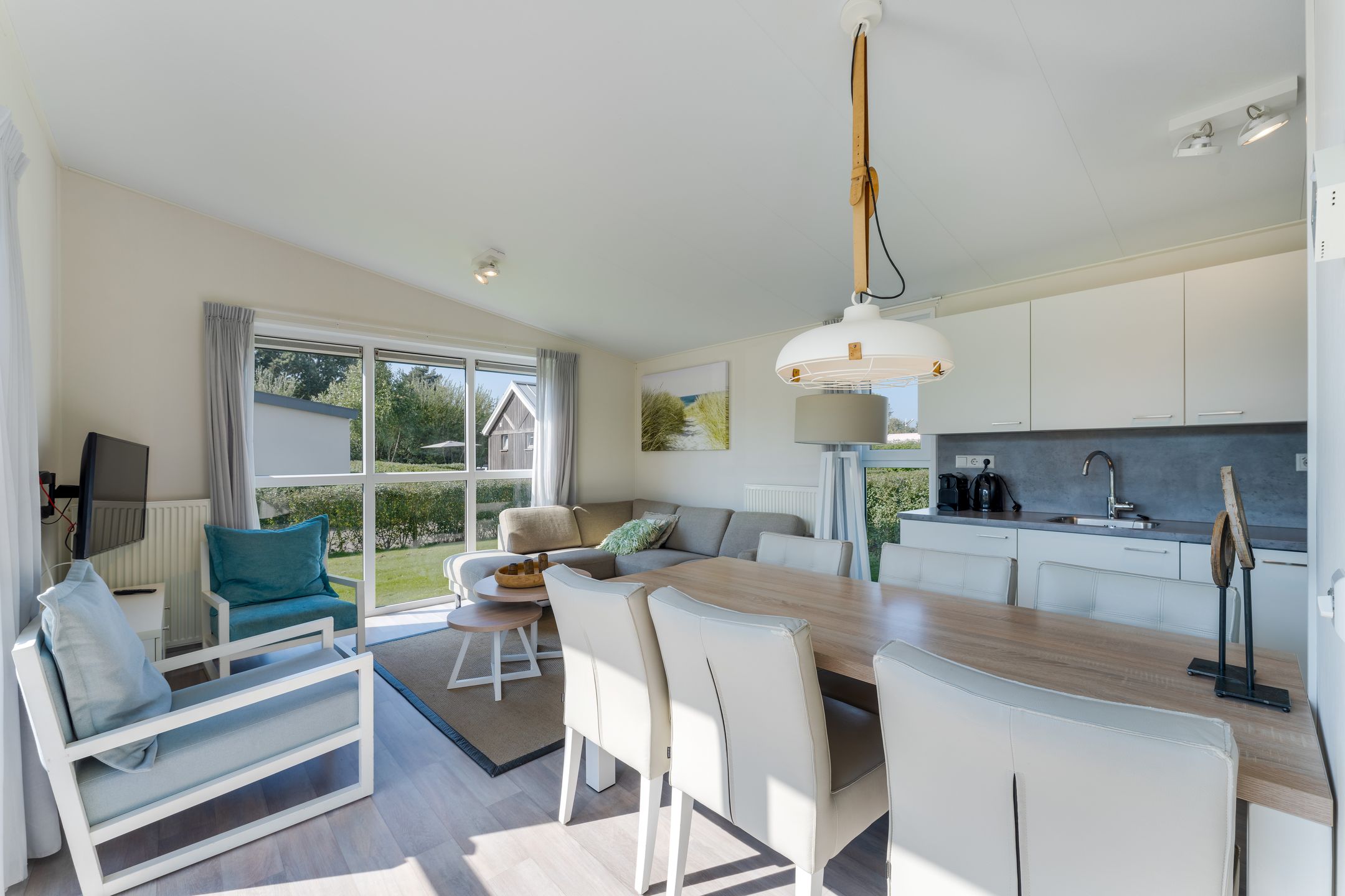 Photo 9 of Zeedijk 24-250