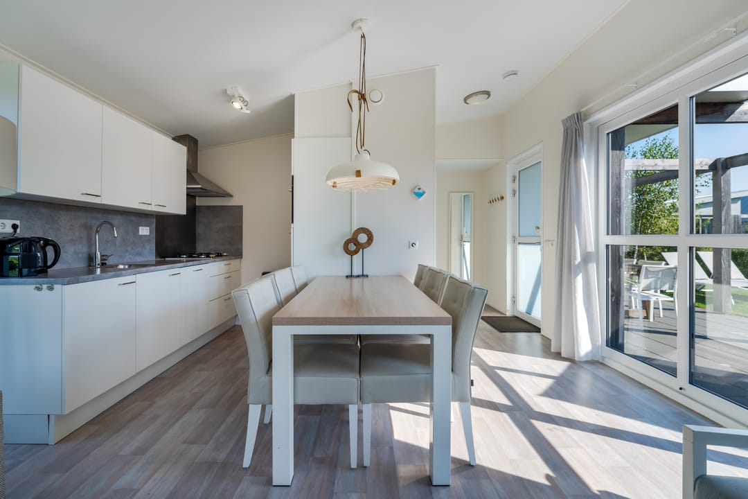 Photo 11 of Zeedijk 24-250