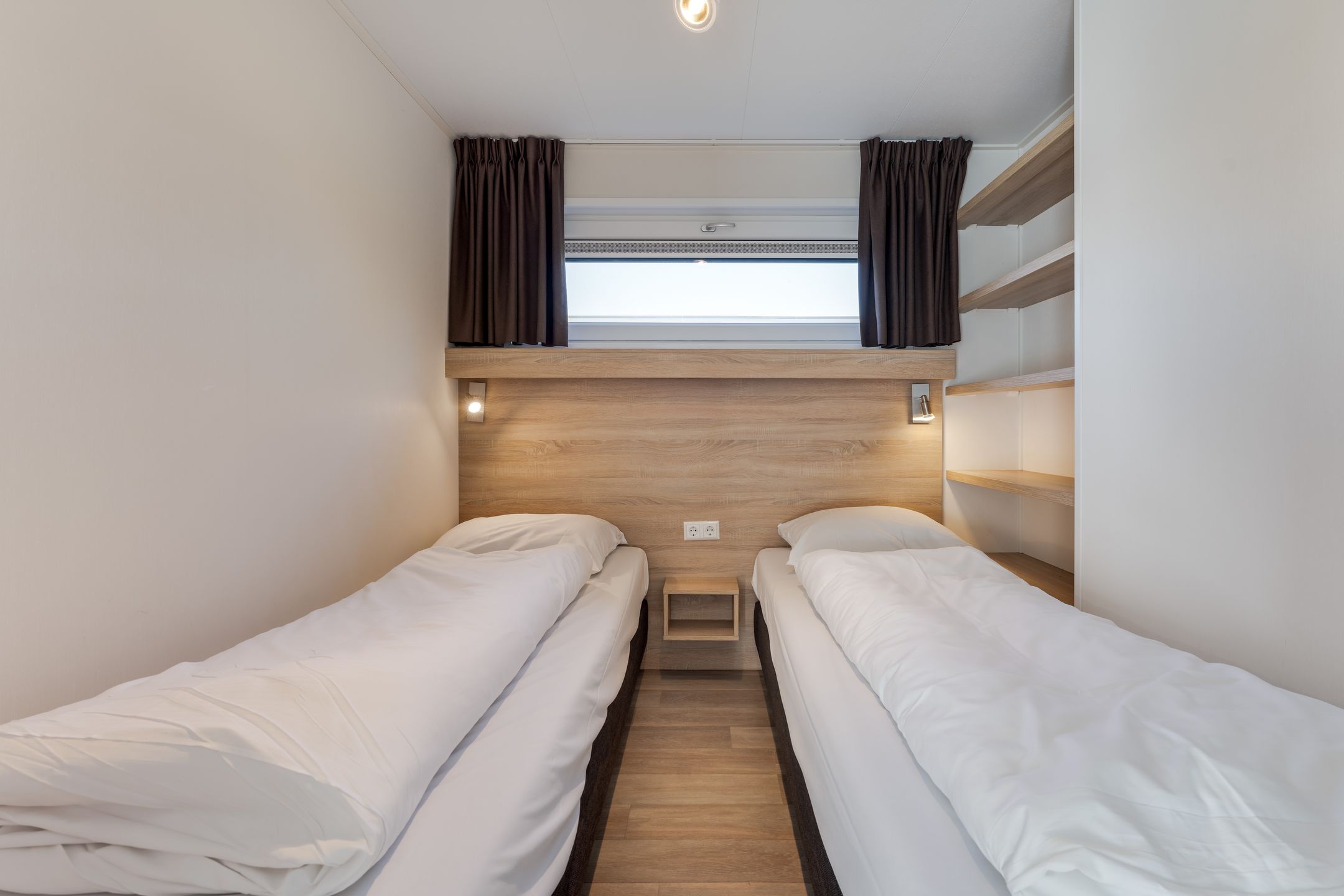 Photo 15 of Zeedijk 24-250