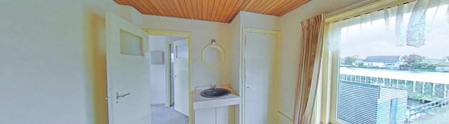 View 360° photo of Slaapkamer of Langeweg 40