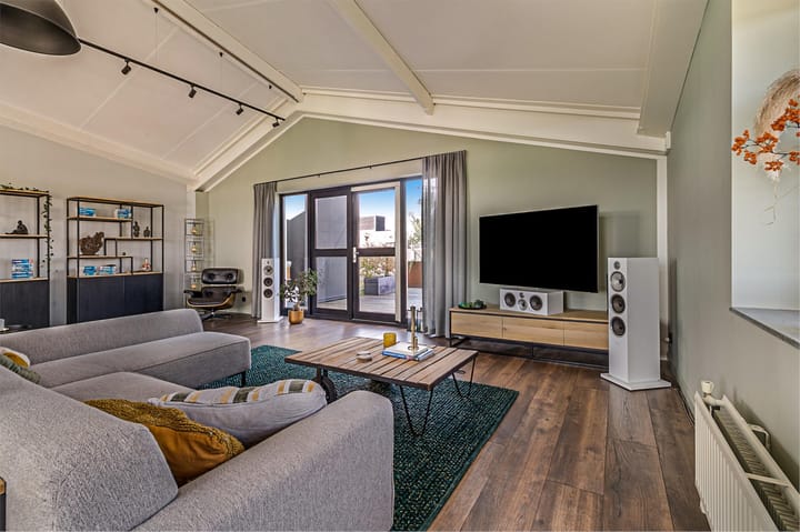 Foto 5 van Maarten Harpertsz. Trompweg 134