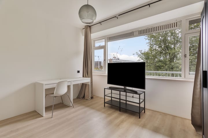 Foto 11 van S. F. van Ossstraat 294