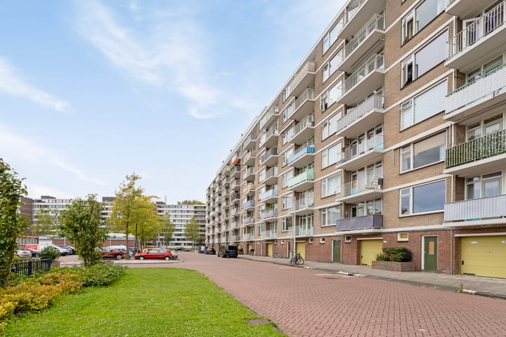 Foto 23 van S. F. van Ossstraat 294