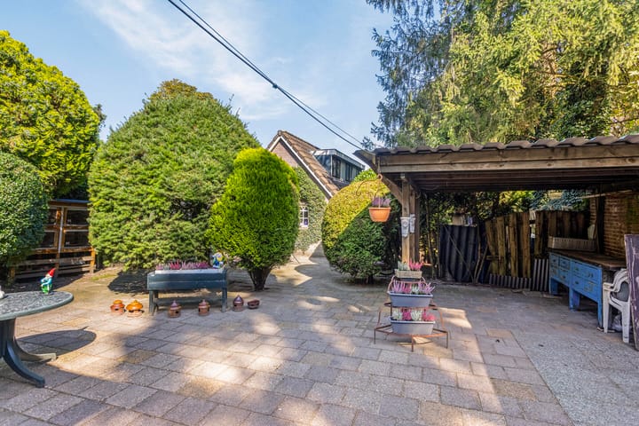 Foto 23 van Wipstrikkerallee 123