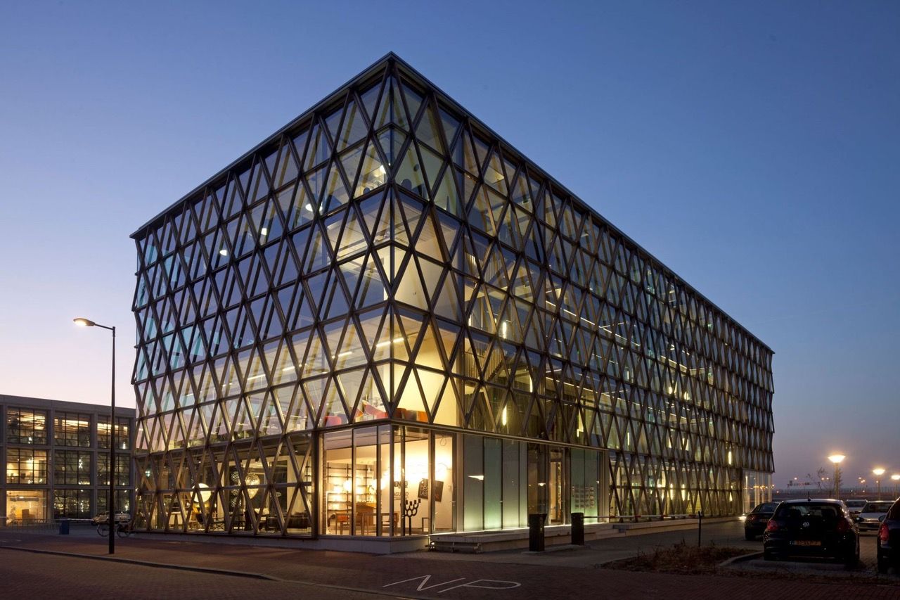 View photo 1 of Pedro de Medinalaan 83