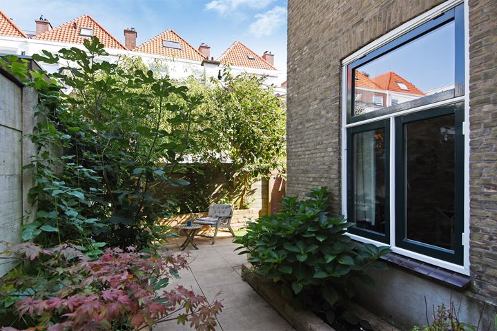 View photo 21 of De Perponcherstraat 43