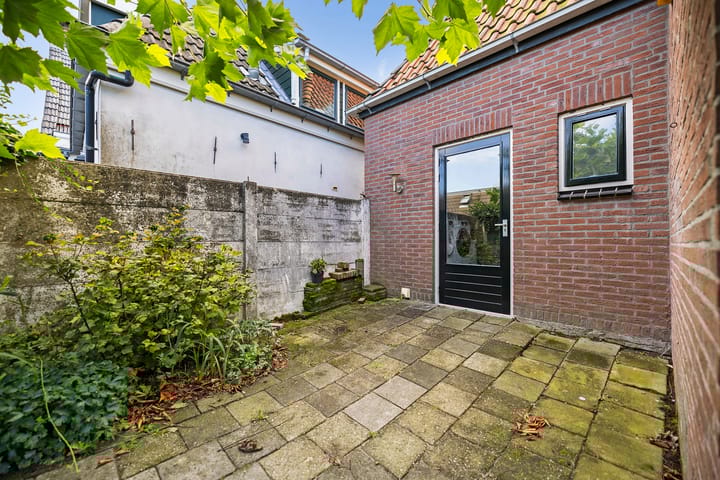 Foto 50 van Buorren 93