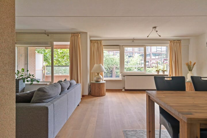 Foto 8 van Mignot en De Blockplein 60