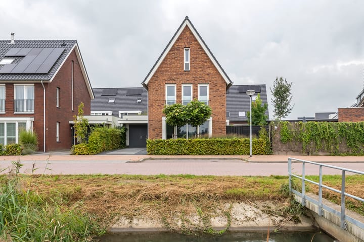 Photo 80 of Watersnip 2