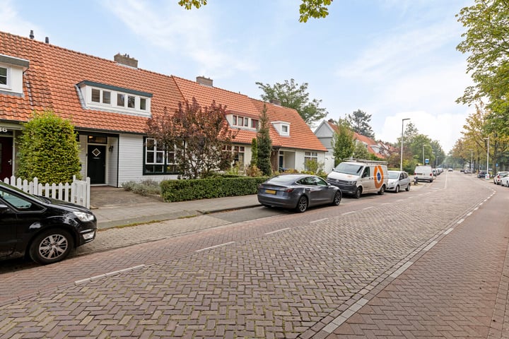 Bekijk foto 31 van Generaal Cronjéstraat 34