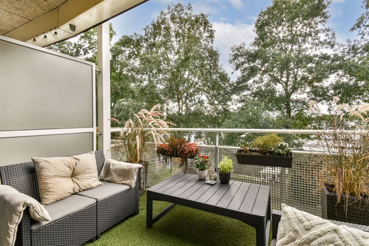 Foto 12 van Sara Burgerhartsingel 379