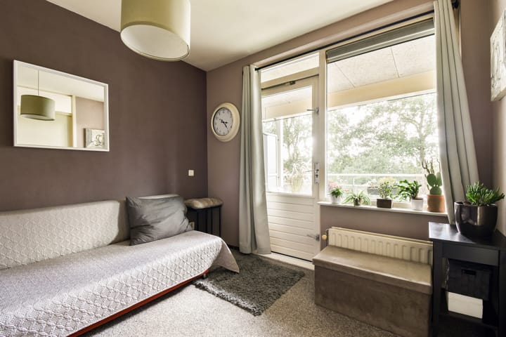 Foto 21 van Sara Burgerhartsingel 379