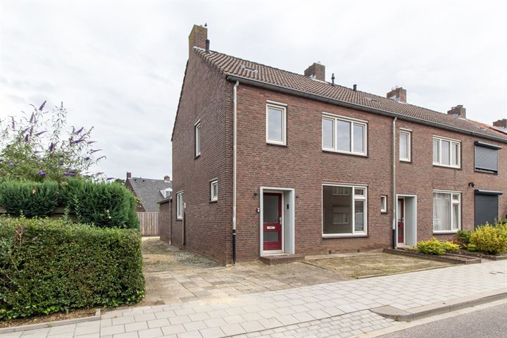 Bekijk foto 1 van Prinses Margrietstraat 1