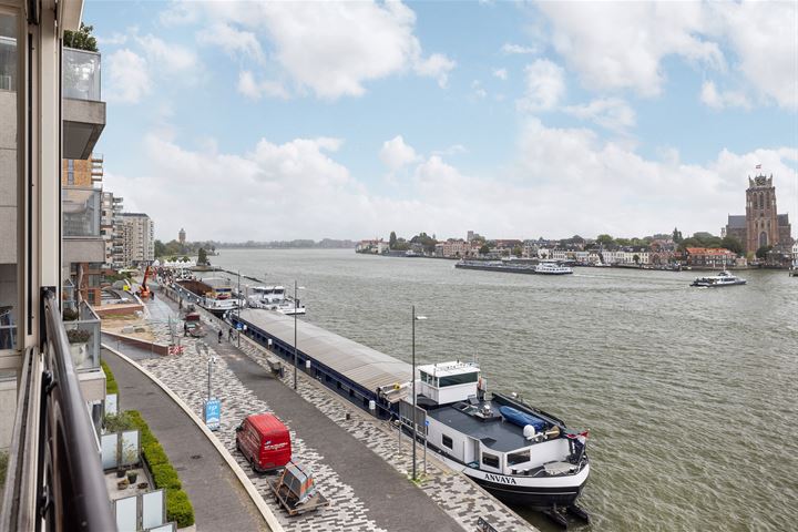 Bekijk foto 23 van Maasboulevard 254