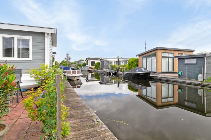 Foto 2 van Nieuw-Loosdrechtsedijk 217-C094