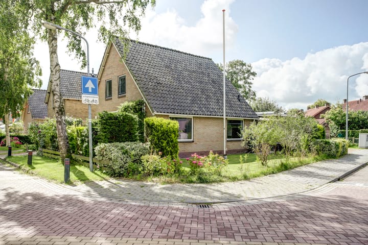 Foto 3 van Pastoor van Haasterstraat 2