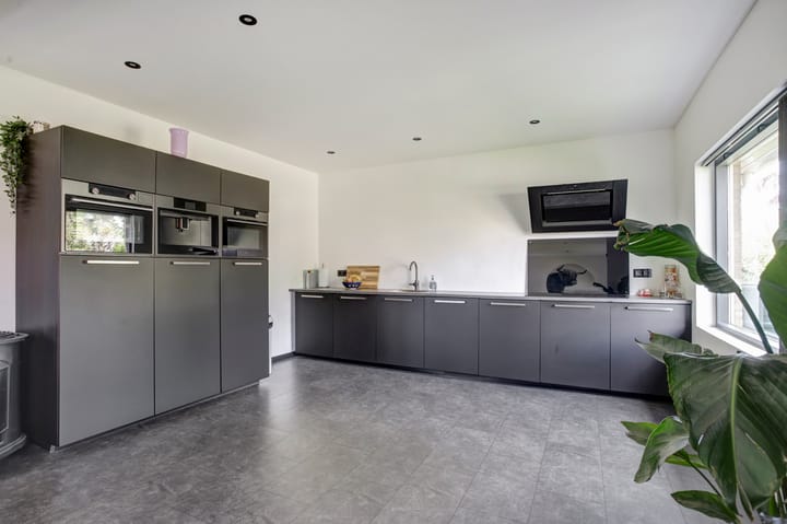 Foto 5 van Pastoor van Haasterstraat 2