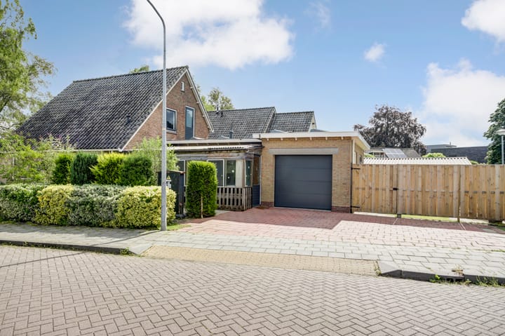 Foto 29 van Pastoor van Haasterstraat 2