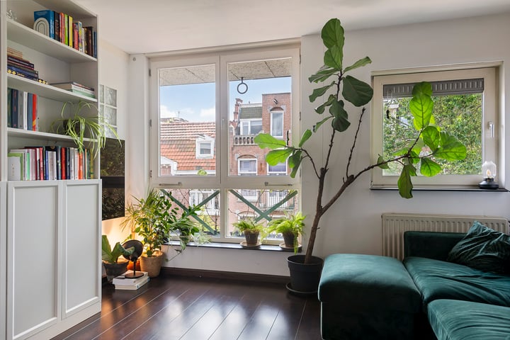 View photo 9 of Vrolikstraat 407-D