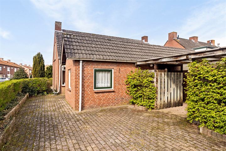 Bekijk foto 21 van Hiedenbrinkstraat 5