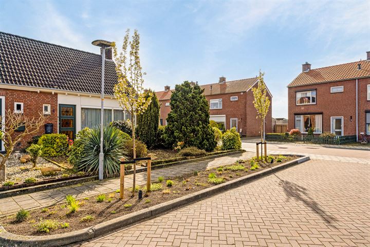 Bekijk foto 28 van Hiedenbrinkstraat 5