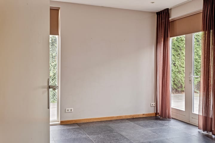 Photo 12 of Provincialeweg 86