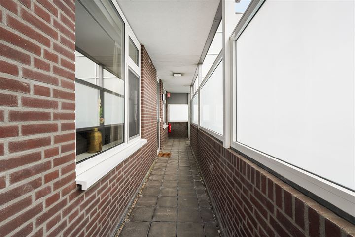 Bekijk foto 29 van Breukelsestraat 10-01