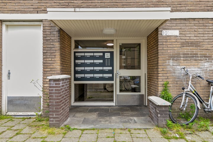 Bekijk foto 30 van Adriaan Dortsmanstraat 121