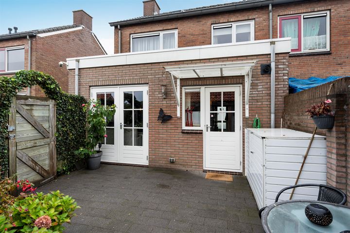 Bekijk foto 3 van Amalia van Solmsstraat 35