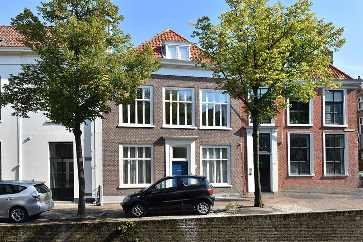 Bekijk foto 1 van Oude Delft 4