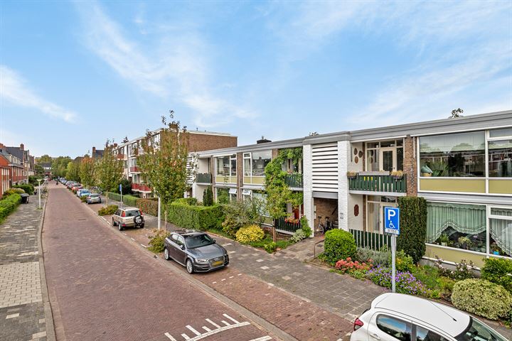 Bekijk foto 4 van Kamerlingh Onnesstraat 106