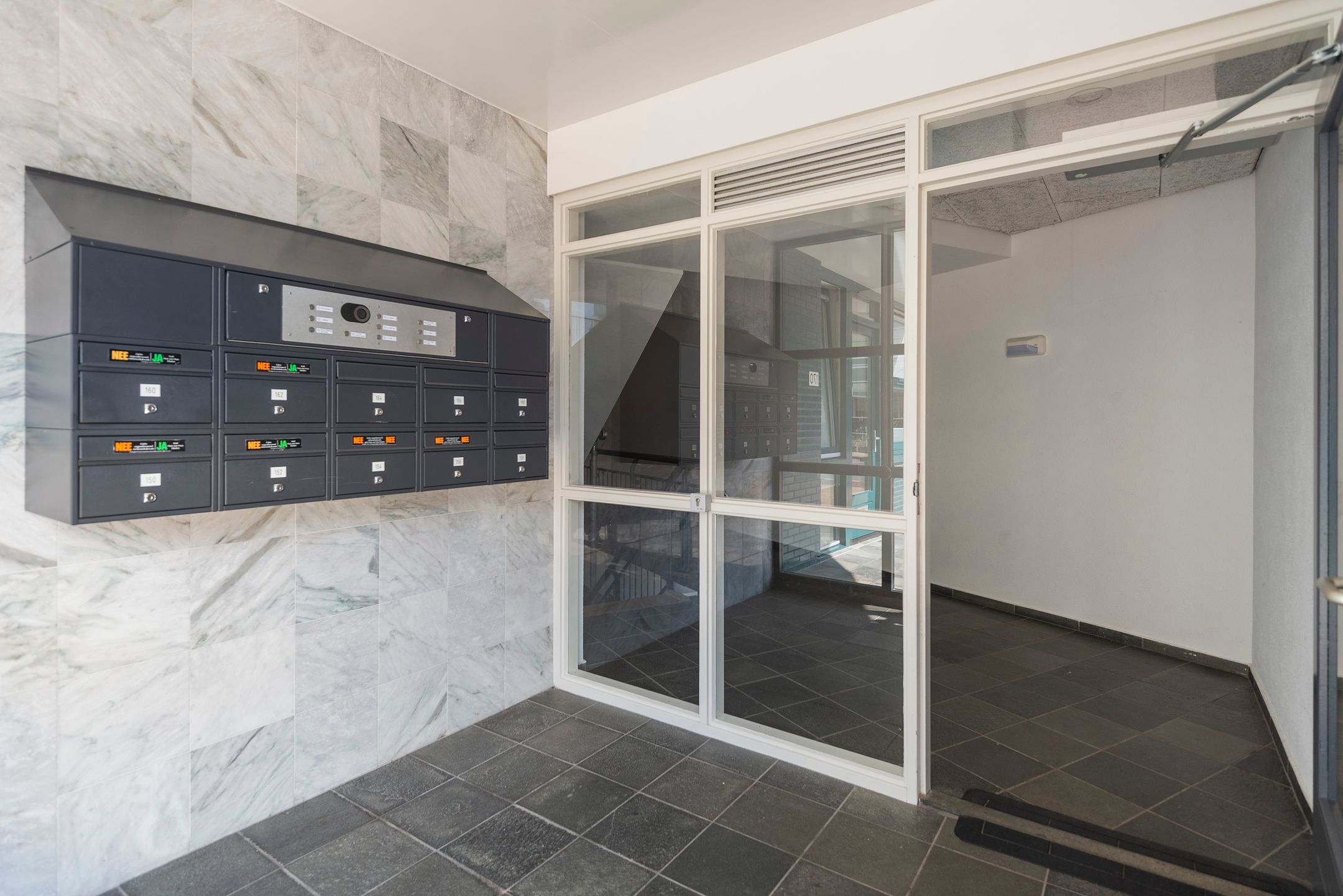 Foto 3 van Parallel Boulevard 156