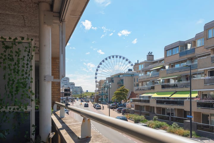 Foto 30 van Parallel Boulevard 156