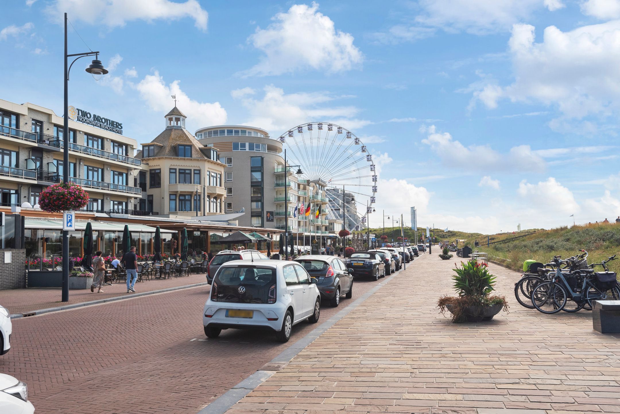 Foto 33 van Parallel Boulevard 156