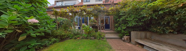 View 360° photo of Achtertuin 2 of Hazelaarstraat 37