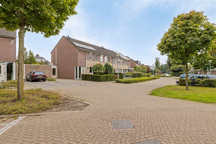 View photo 28 of Odahoevestraat 41