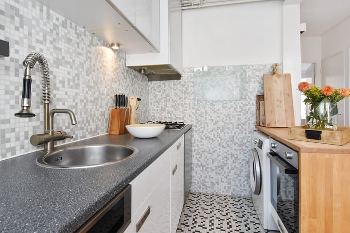 Photo 10 of Molenijserstraat 17