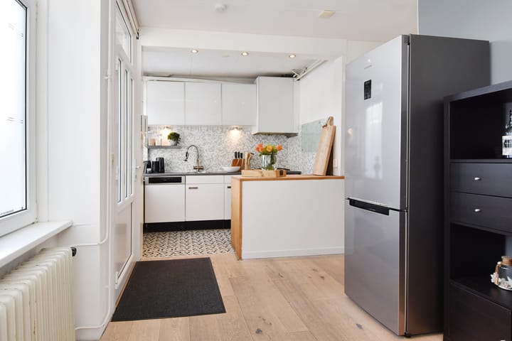 Photo 11 of Molenijserstraat 17