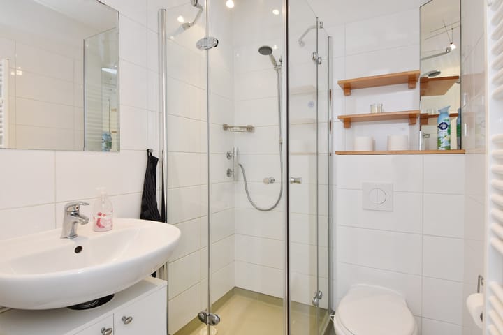 Photo 20 of Molenijserstraat 17