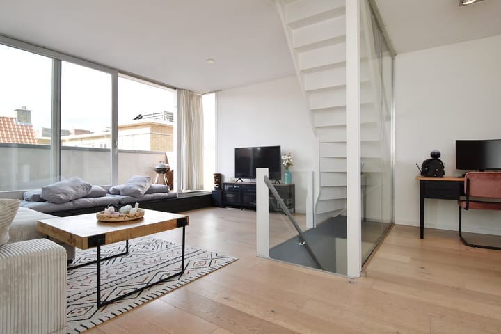 Photo 26 of Molenijserstraat 17