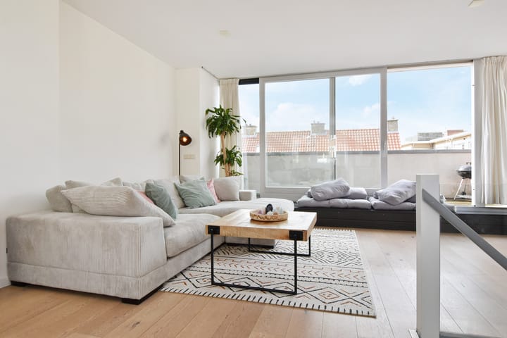 Photo 31 of Molenijserstraat 17