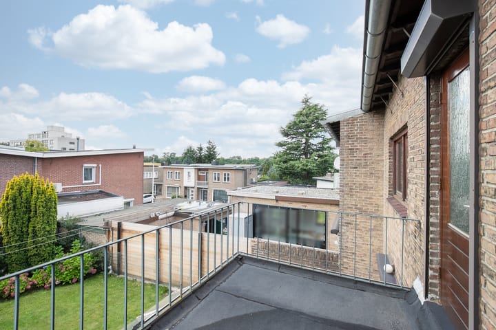 Foto 15 van Van Beethovenstraat 49