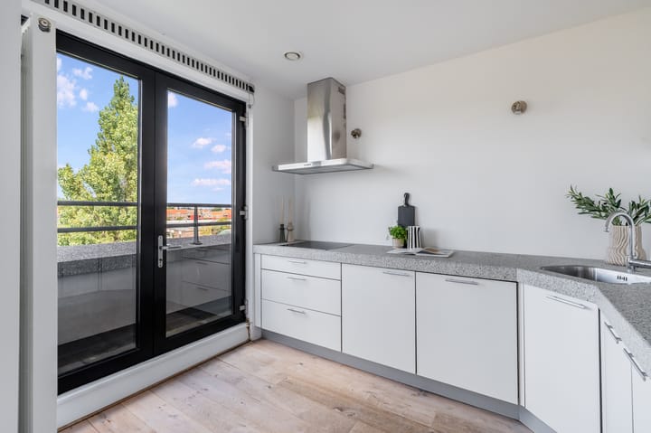 Foto 14 van Afroditekade 182-A