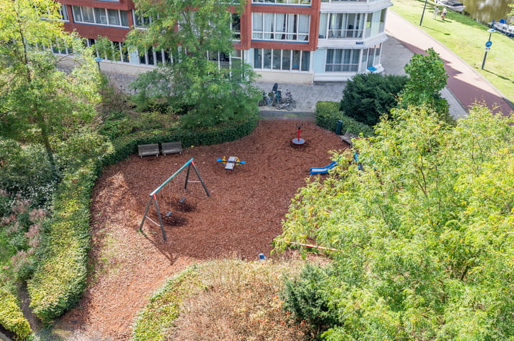 Foto 45 van Afroditekade 182-A