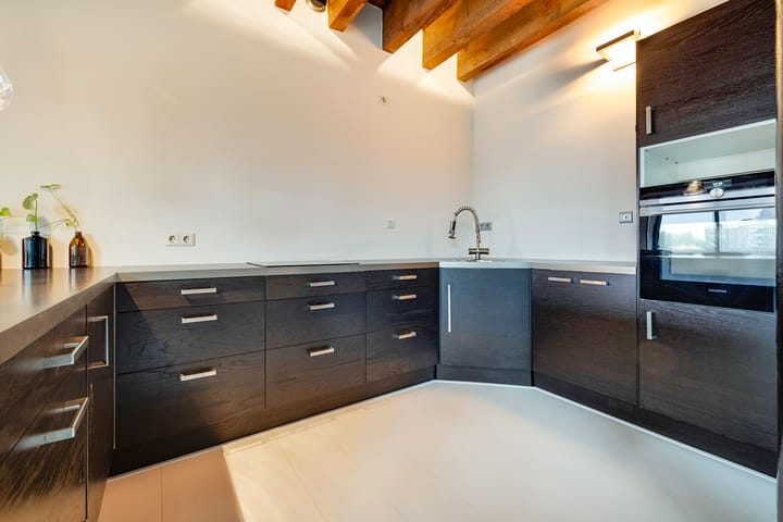 Foto 13 van Lloydstraat 40