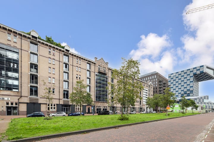 Foto 32 van Lloydstraat 40